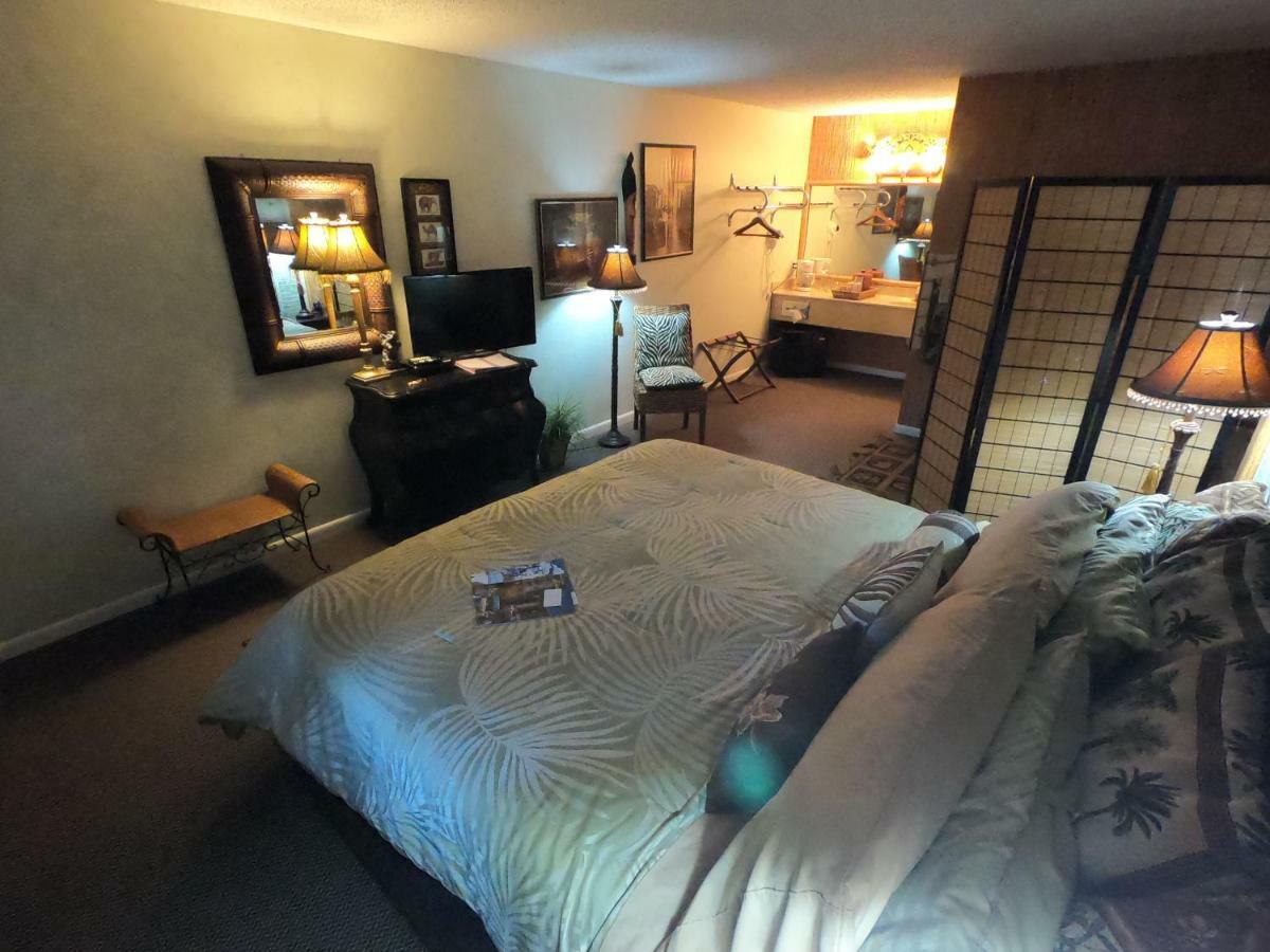 Tradewinds Lodging ユリーカ・スプリングス エクステリア 写真