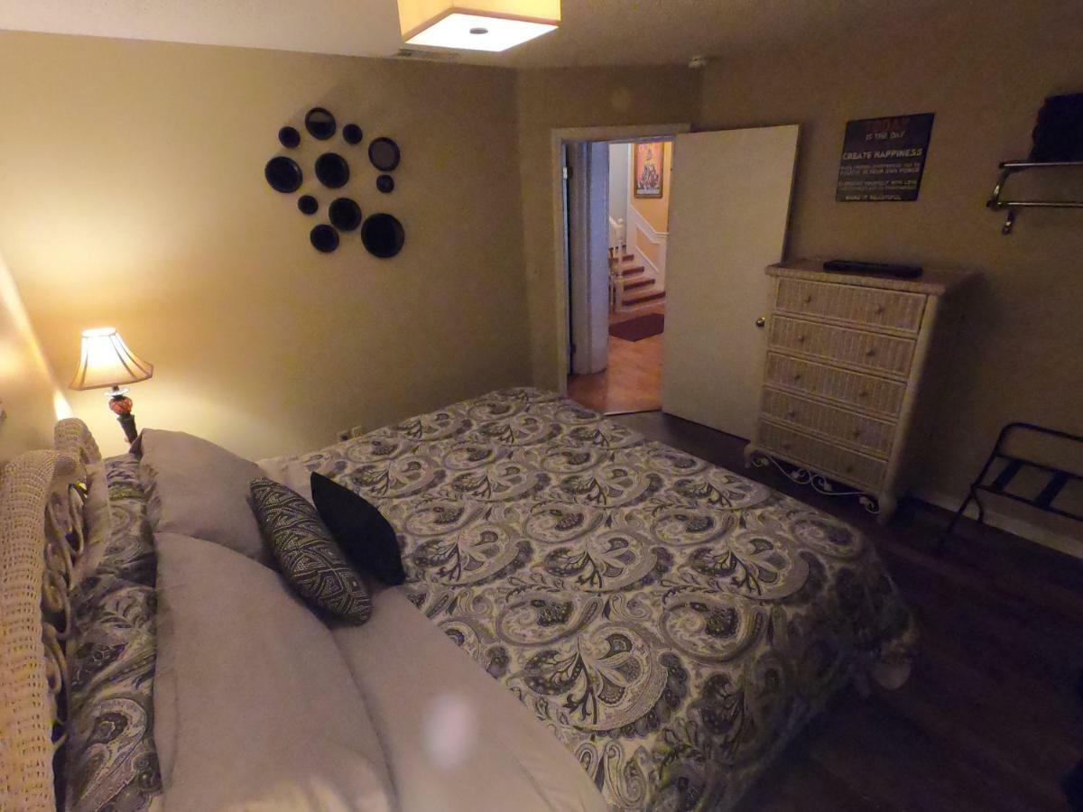 Tradewinds Lodging ユリーカ・スプリングス エクステリア 写真